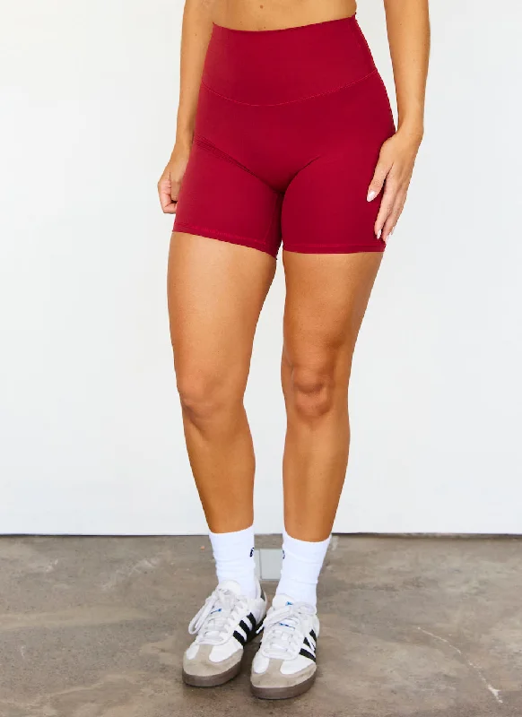 Astoria LUXE BALANCE Short - Dark Cherry