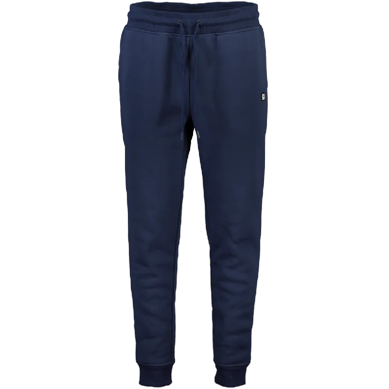 Trackpants