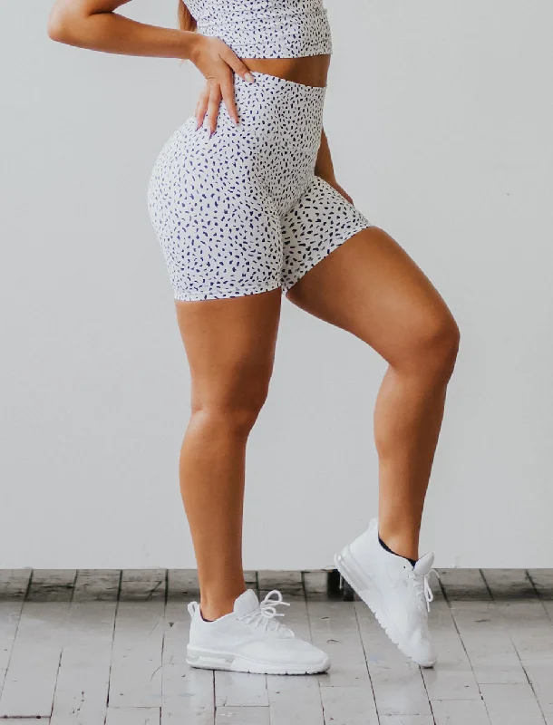 Astoria LUXE IGNITE Short - White Speckle